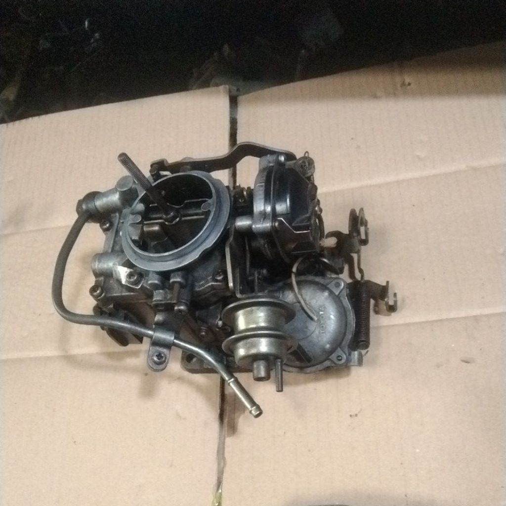KARBURATOR TOYOTA COROLLA  TWINCAM AE92 ORIGINAL GARANSI