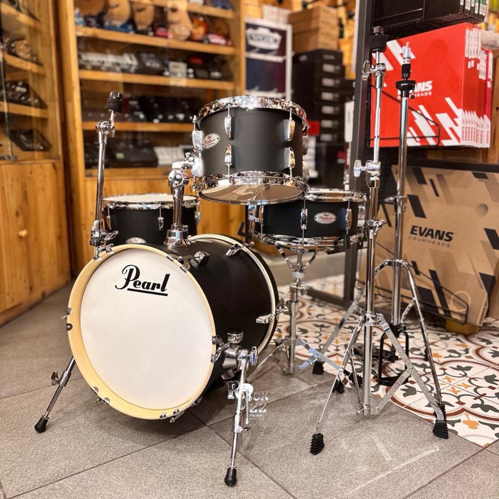 PEARL MIDTOWN SERIES MT564 4 PIECE DRUM SET WITH HARDWARE - MATTE ASPHALT BLACK/PURE WHITE