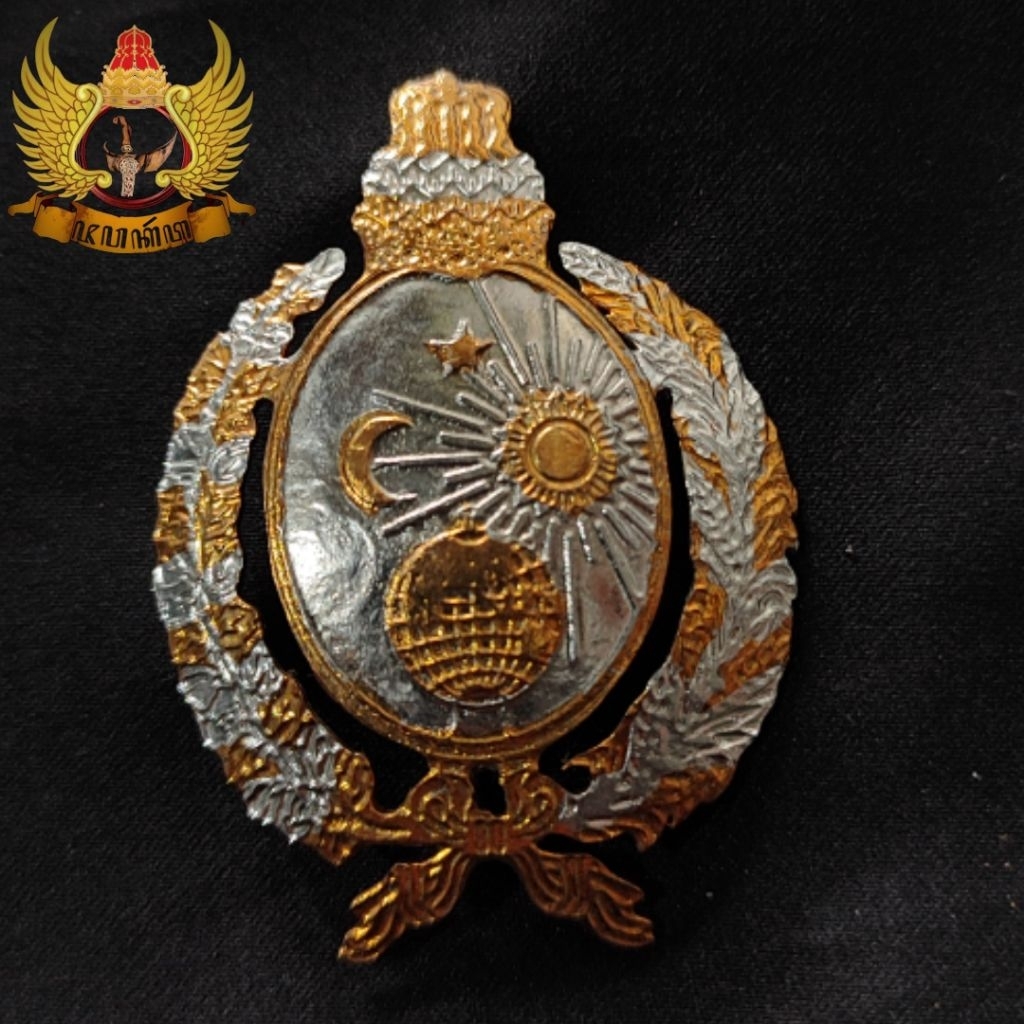 Bross Pin Logo Keraton Surakarta Bahan Kuningan Sepuh Emas Silih Asih