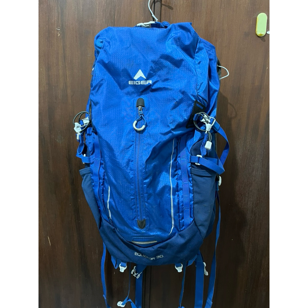 preloved carrier eiger equator 3 semi carrie blue