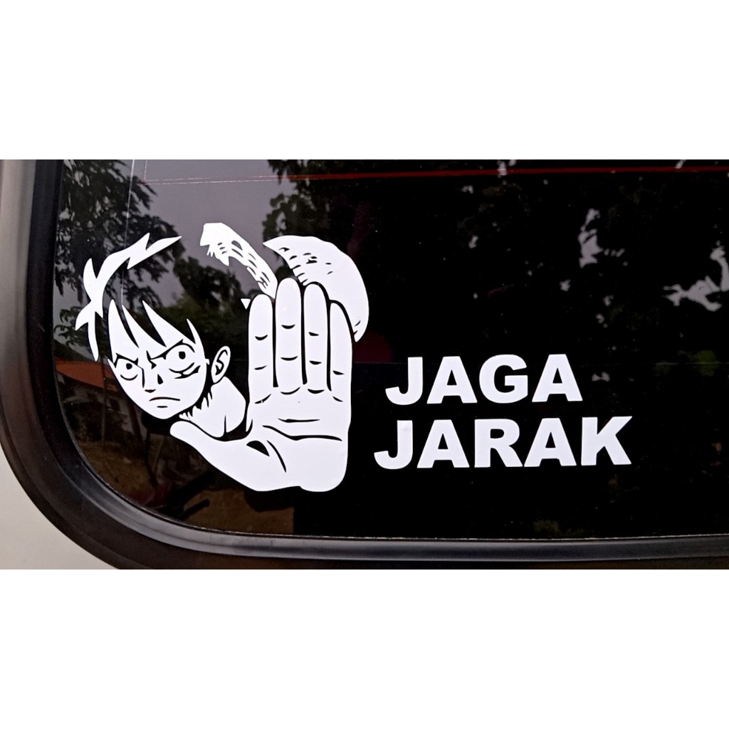 Sticker Motor / Mobil / Laptop Cutting Luffy Jaga Jarak Stiker Tahan Gores Free Custom