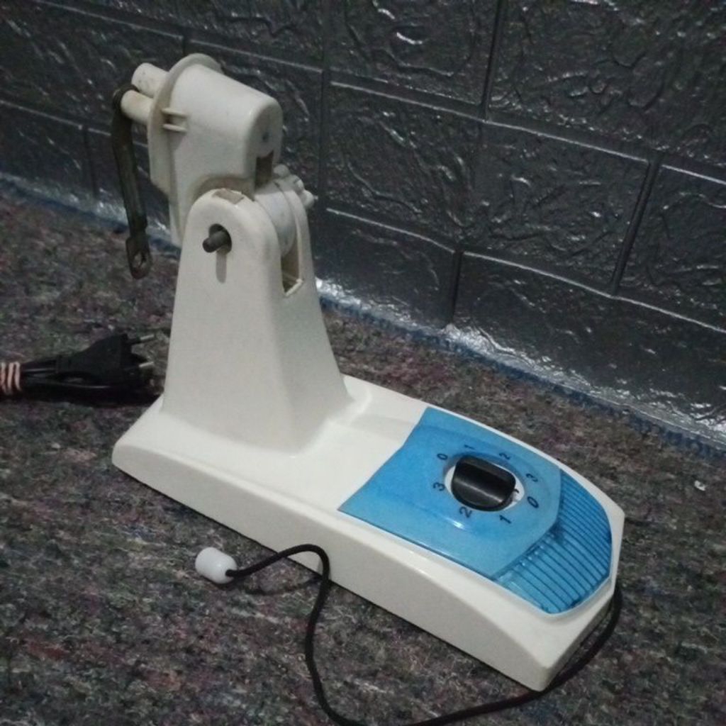 Bodi kipas angin dinding bekas