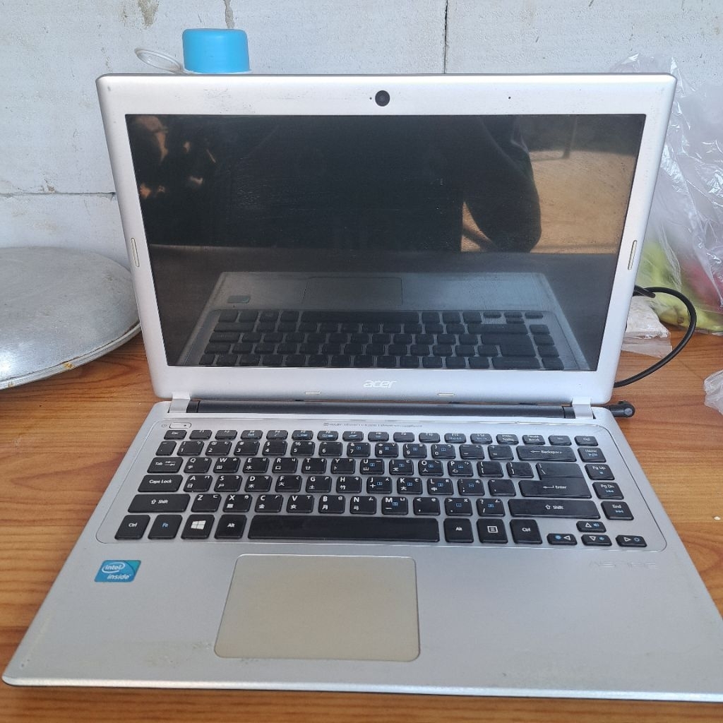LAPTOP ACER V5 431