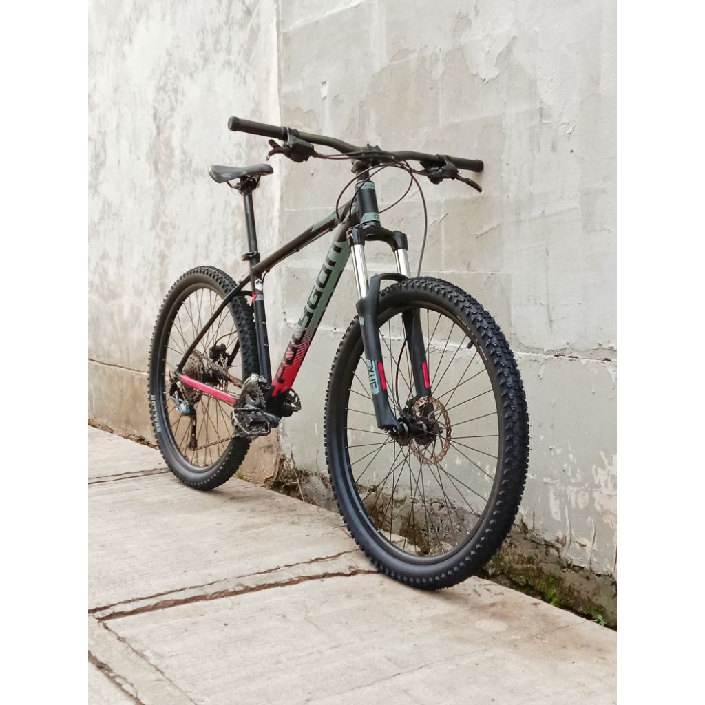 sepeda MTB Polygon Premier 5 tahun 2020