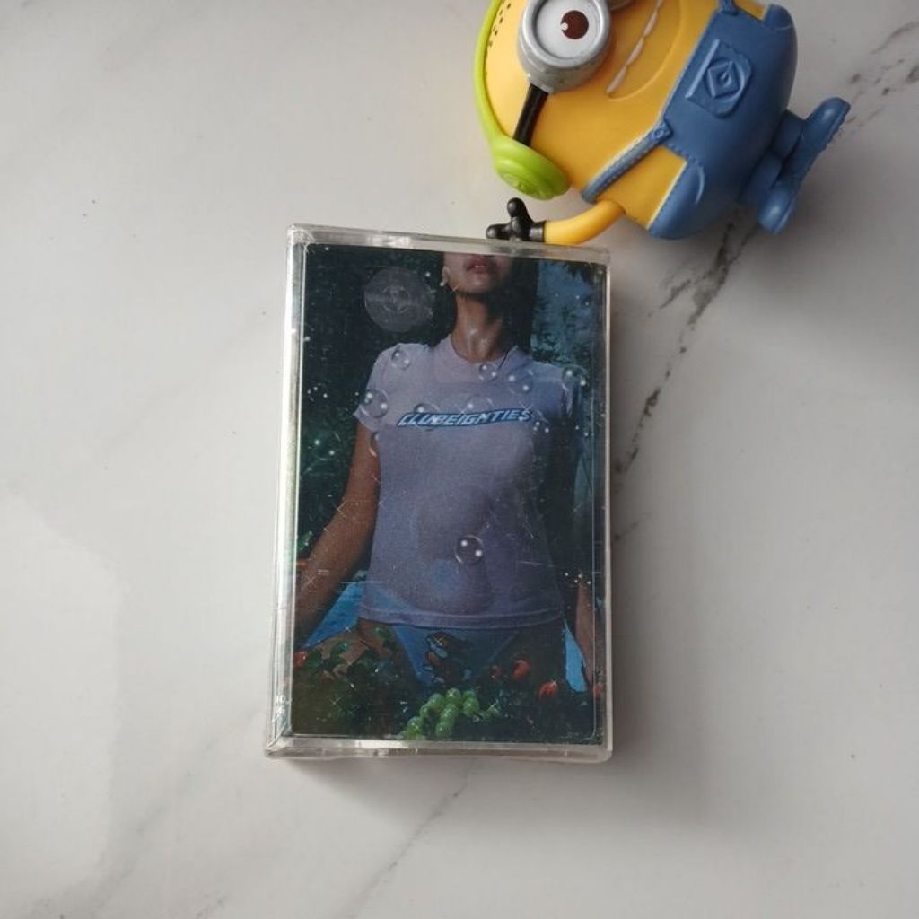 kaset pita club eighties album pertama segel