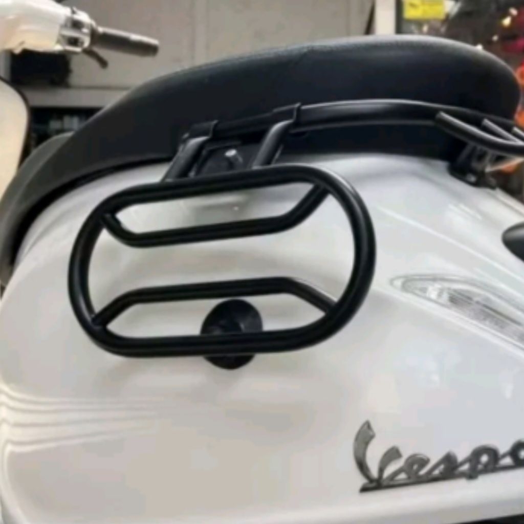 AKSESORIS VESPA , SIDE RACK VESPA MATIC , RAK SAMPING VESPA MATIC , VARIASI SAMPING VESPA MATIC , VA