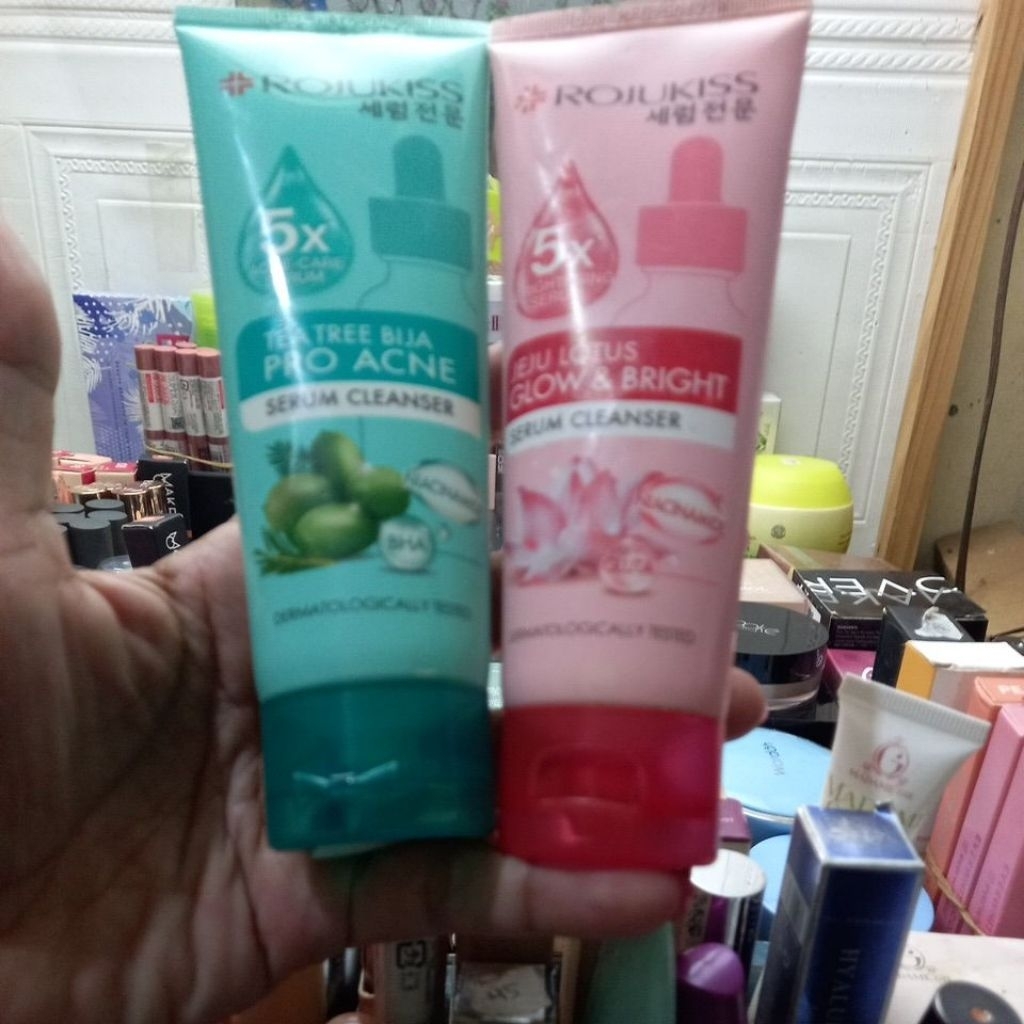 Face wash Rojukiss serum cleanser