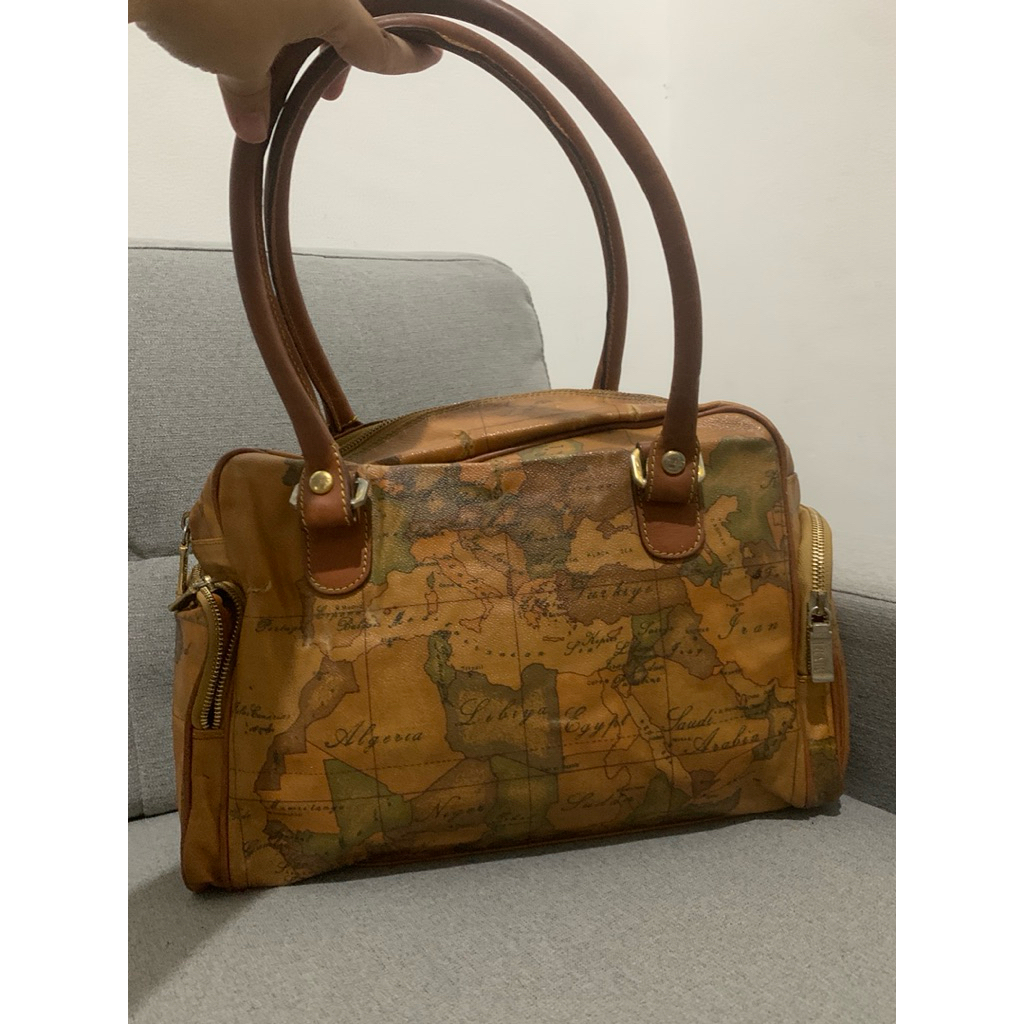 sale minus handbag 1 classe italy shoulder bag tas peta pattern leather preloved