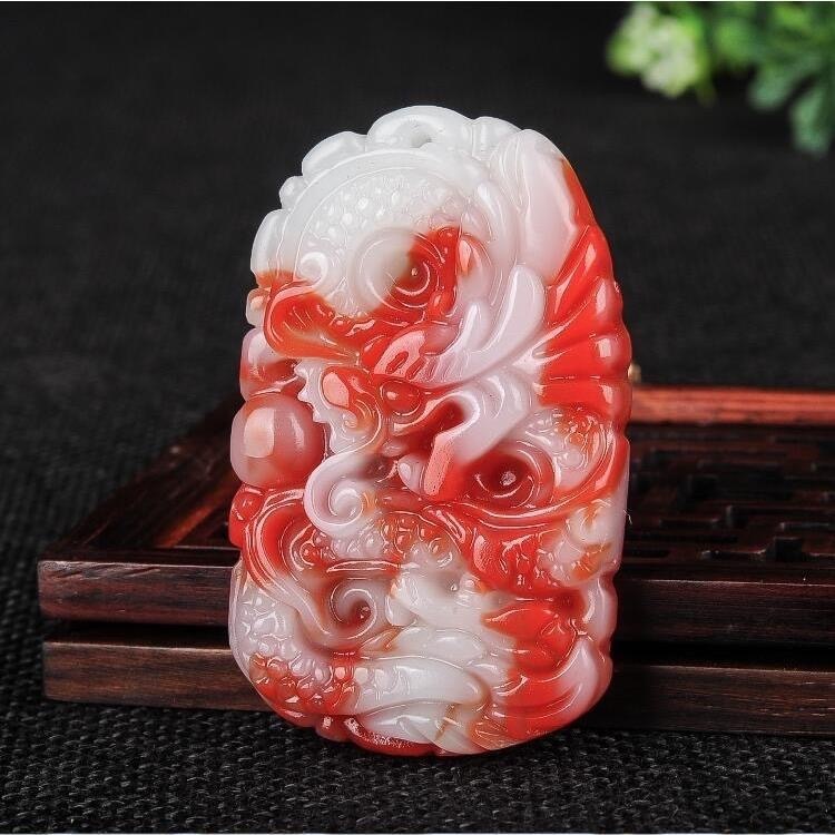 batu natural kristal ukiran giok Mongolia Warna merah putih Liontin motif naga Unisex