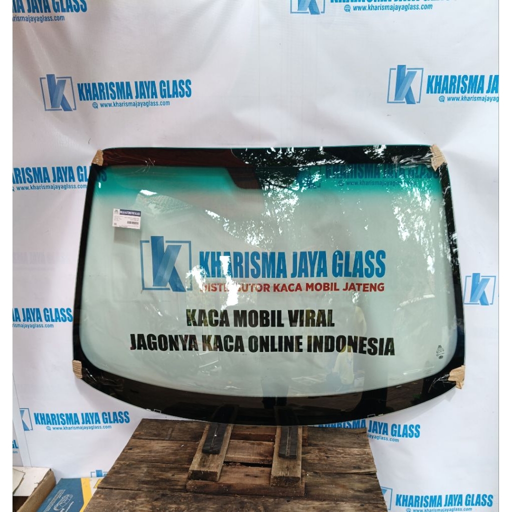 KACA DEPAN KIA VISTO