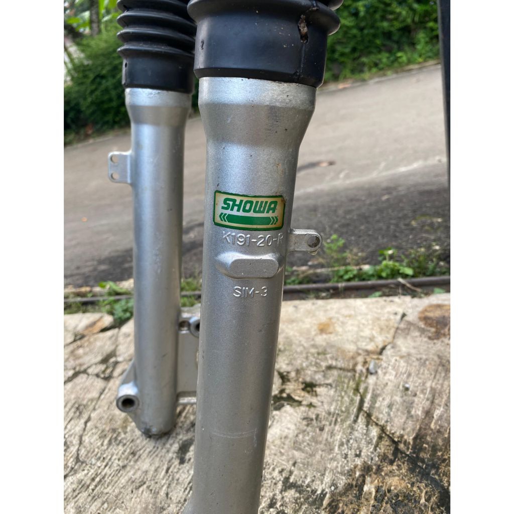 Shock depan / Tele KLX 150 SIM3