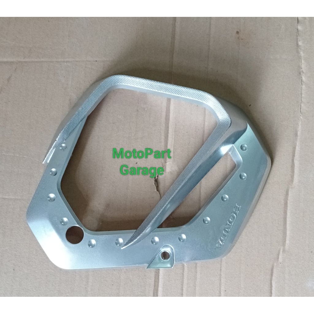 Jual Garnish Radiator Honda Vario 125 old
