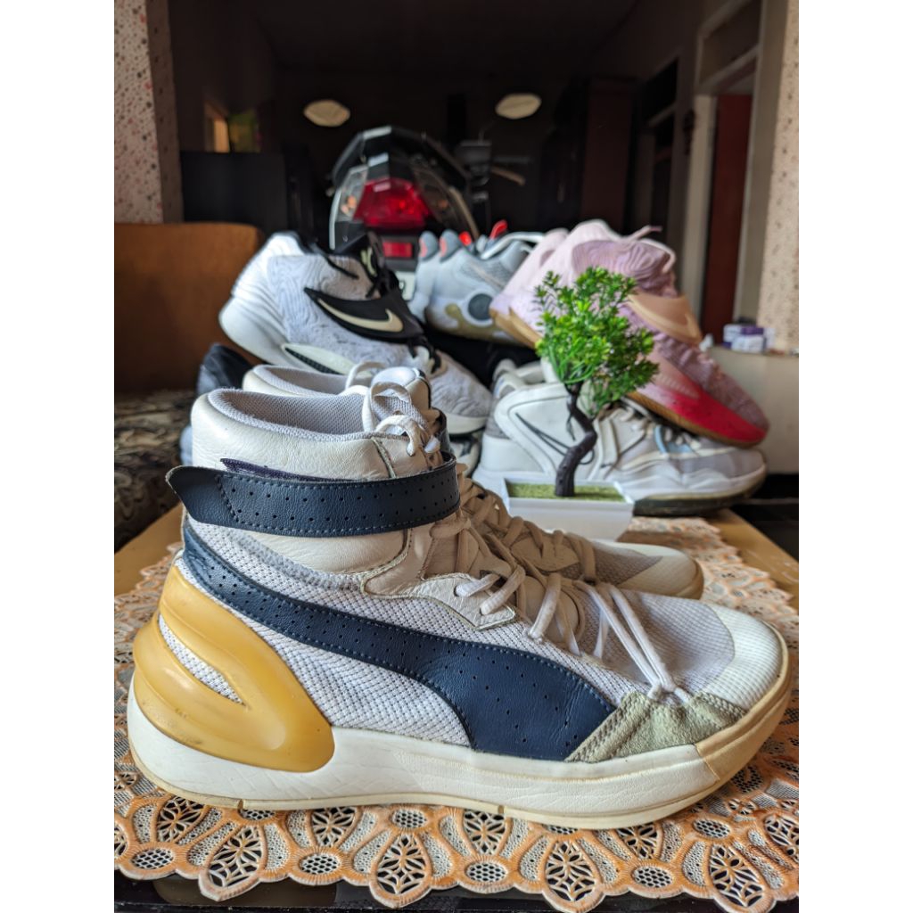 Sepatu basket Puma Skydreamer (second)