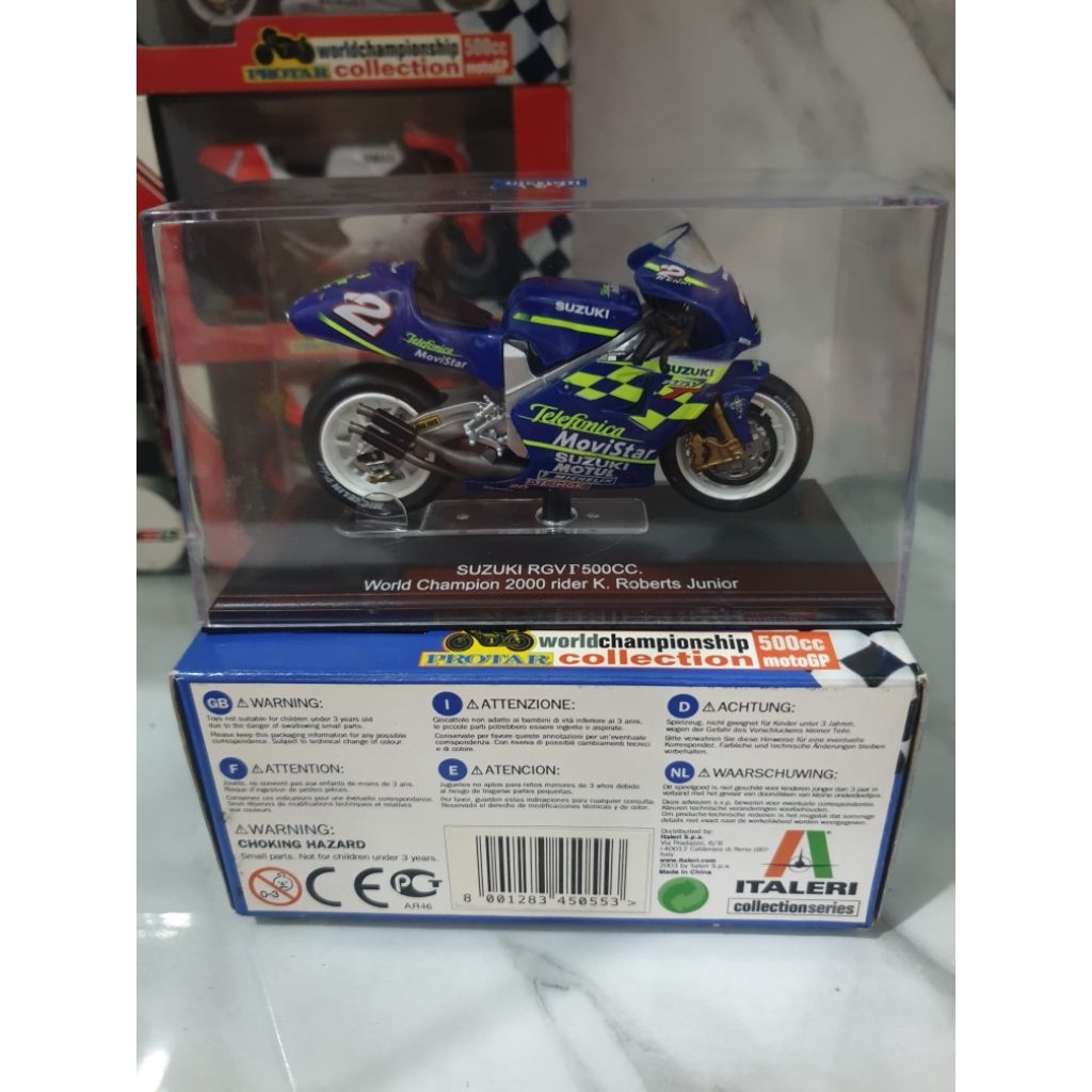 Protar Italeri 1/22 Suzuki RGV500 Kenny robert jr
