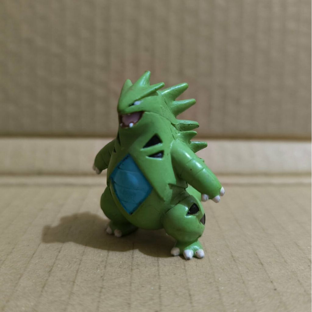 Pokemon tyranitar tomy moncolle vintage rare