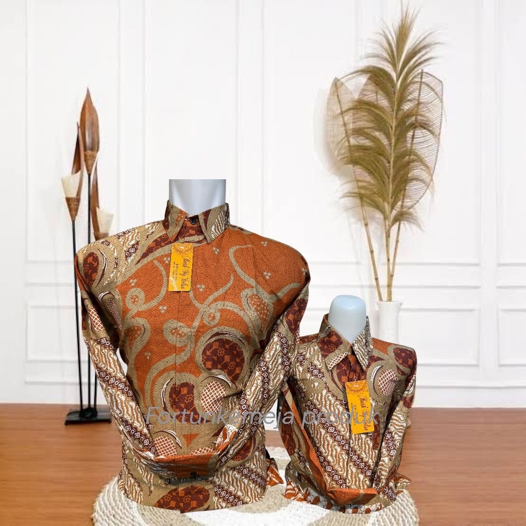 36 Batik couple ayah anak merah bata(TERACOTTA)-kemaja batik couple keluarga ayah dan anak lengan pa