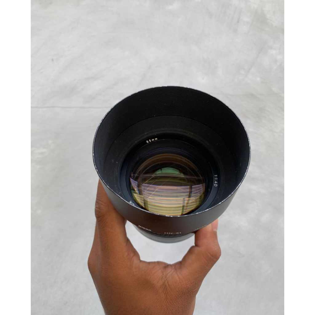 Lensa Nikkor afd 85mm f 1.4