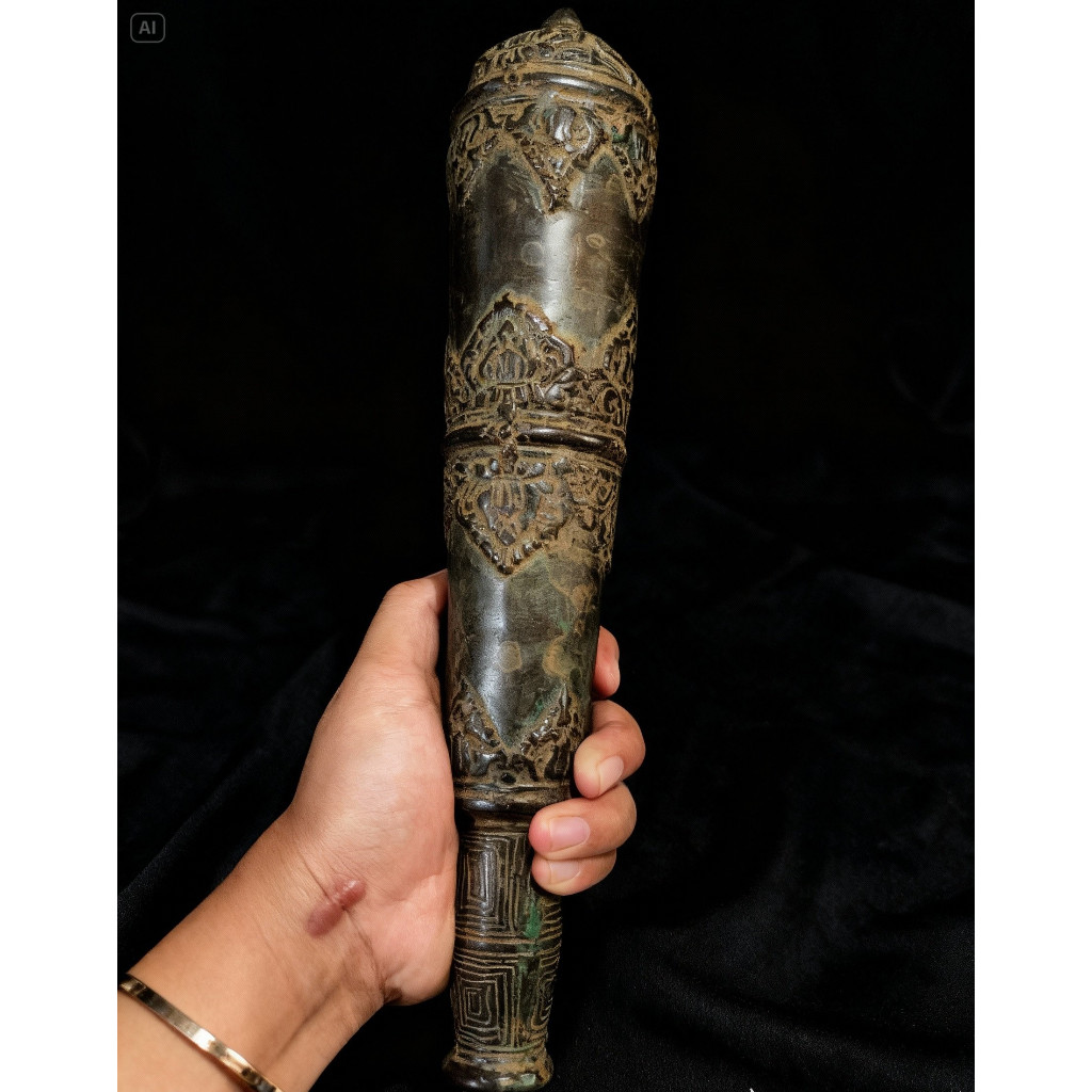 Godho Antik Berukir Logam Tua – Pusaka Tongkat Kuno Koleksi Langka / Barang Antik Unik