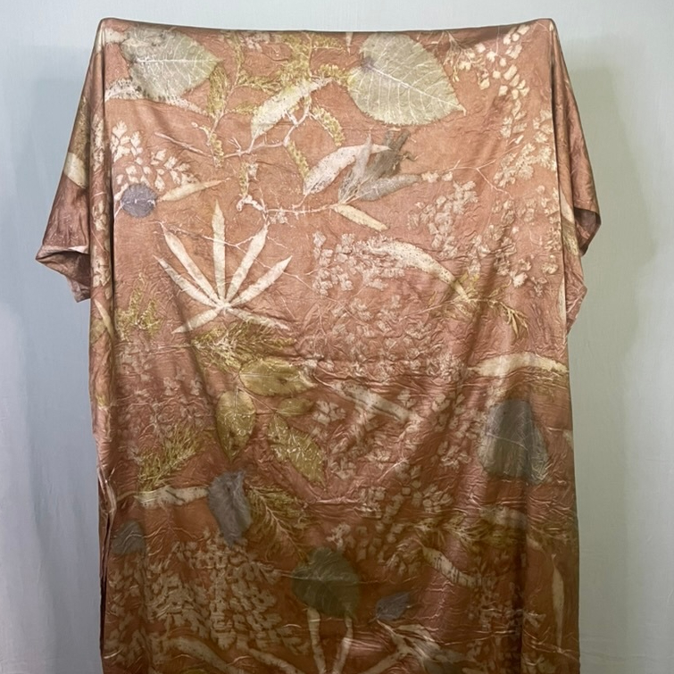 Kain Ecoprint Handmade Sutra