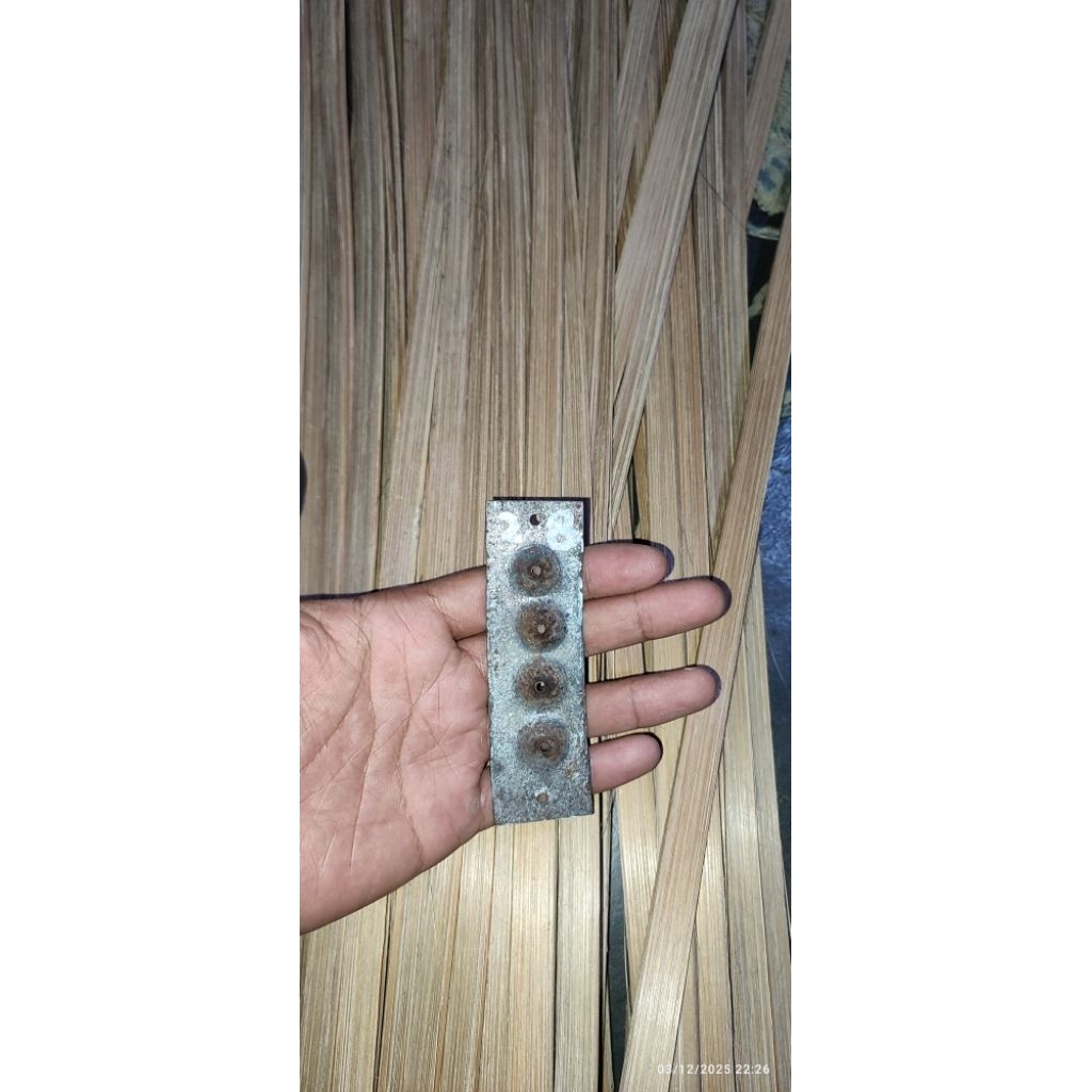 BAMBU PETUNG KEPINGAN & ALAT SERUT LAYANGAN