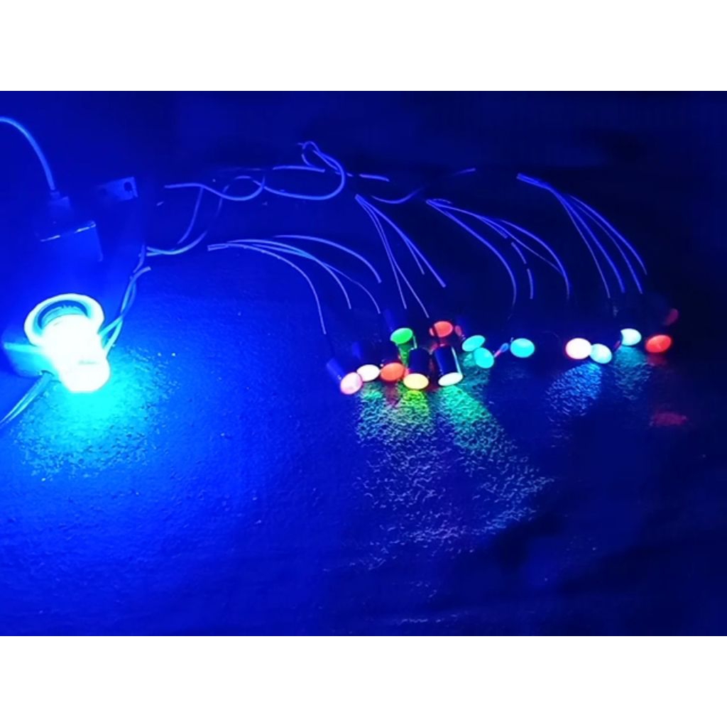 Lighting lampu sorot sound mini dan hiasan rumah,kamar,jalan,dan lain-lain. Warna RGB 4 biji lampu l