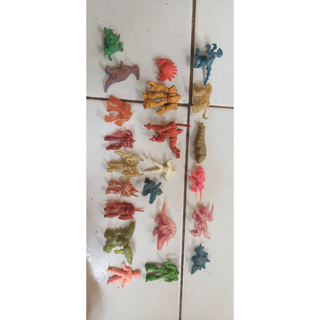 Mainan Karet Mini Zoids Gundam Digimon