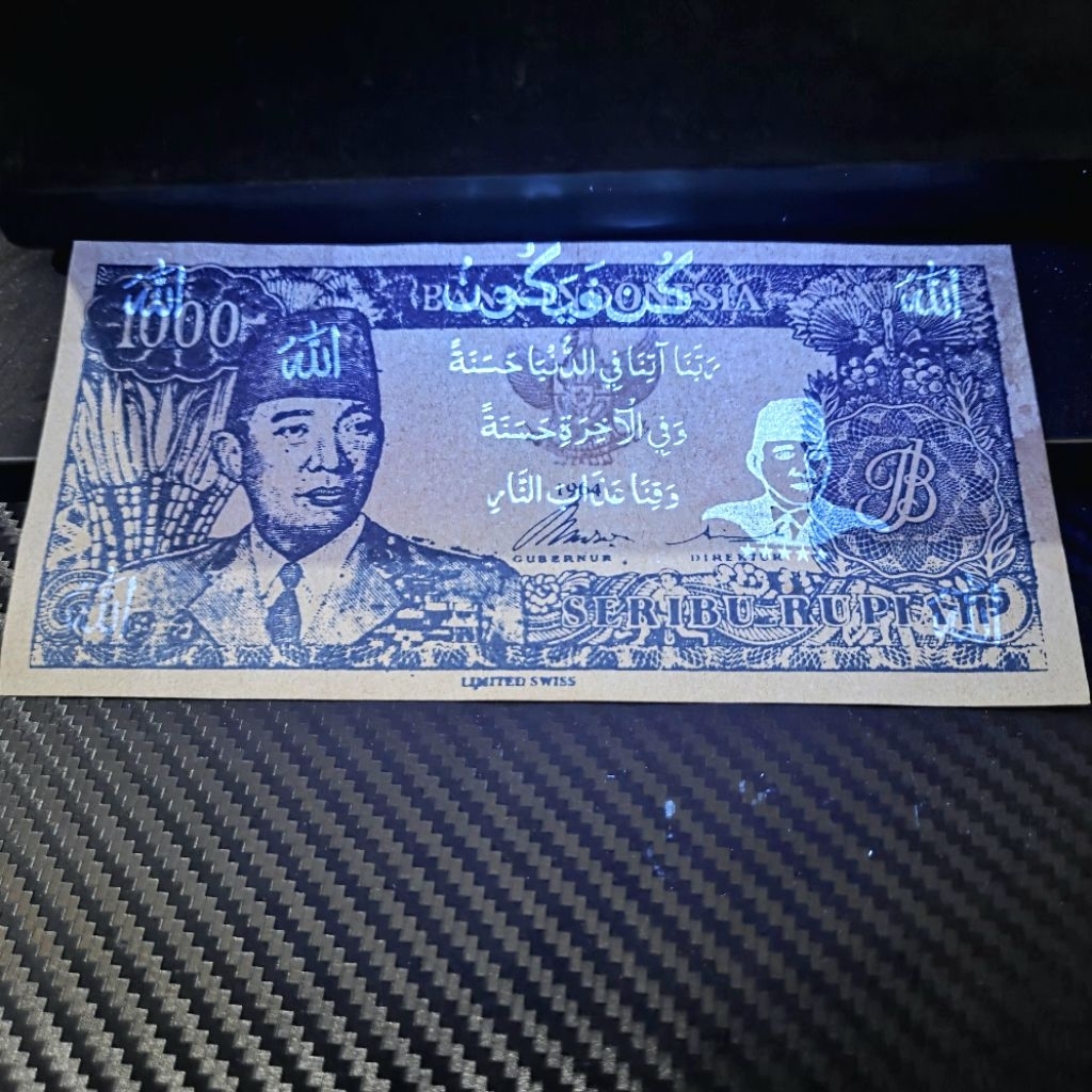 Uang Uka2 1000 Soekarno 1964 Biru Berkaligrafi