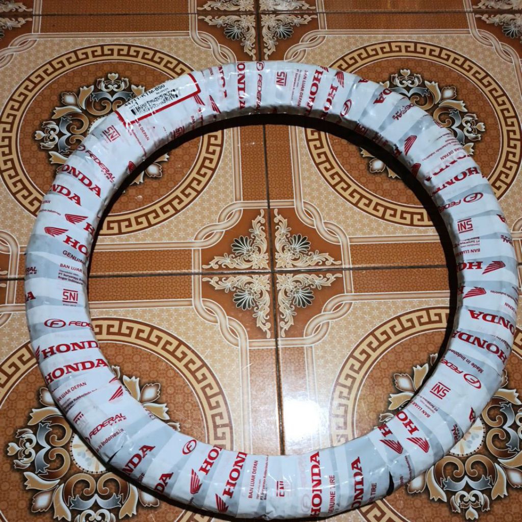 ban luar motor ring 17 merek honda /federal. original 70/90.17tubetype