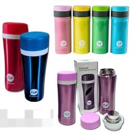 TUPPERWARE THERMOS BOTTLE WITH TEA STRAINER