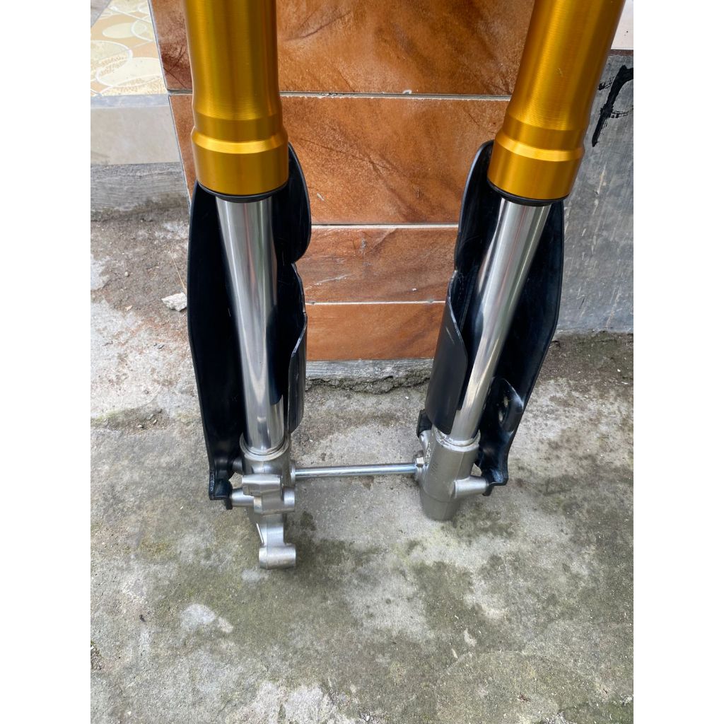 Shock UpSide Down KLX BF Warna Gold Shockbreaker depan KLX USD Warna Emas Ori Copotan