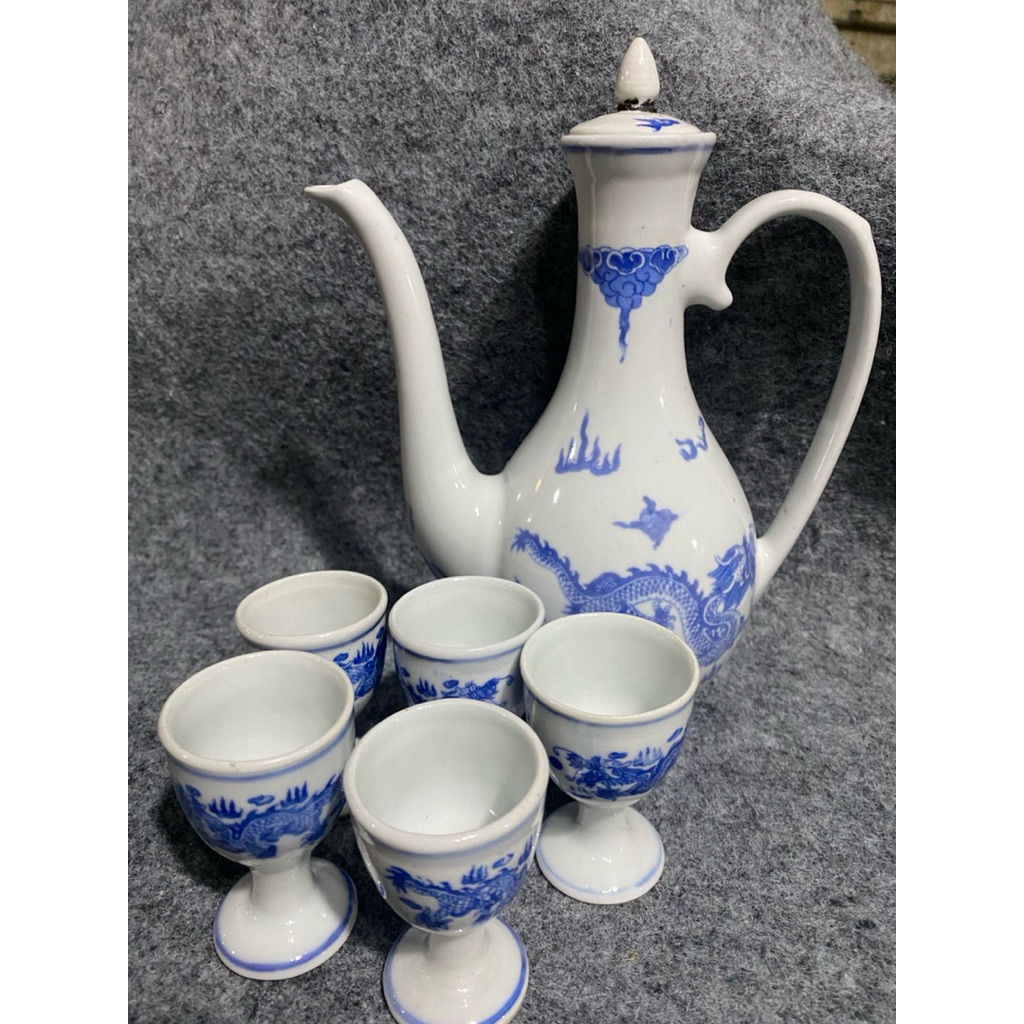 1 set poci dan cangkir keramik Tiongkok