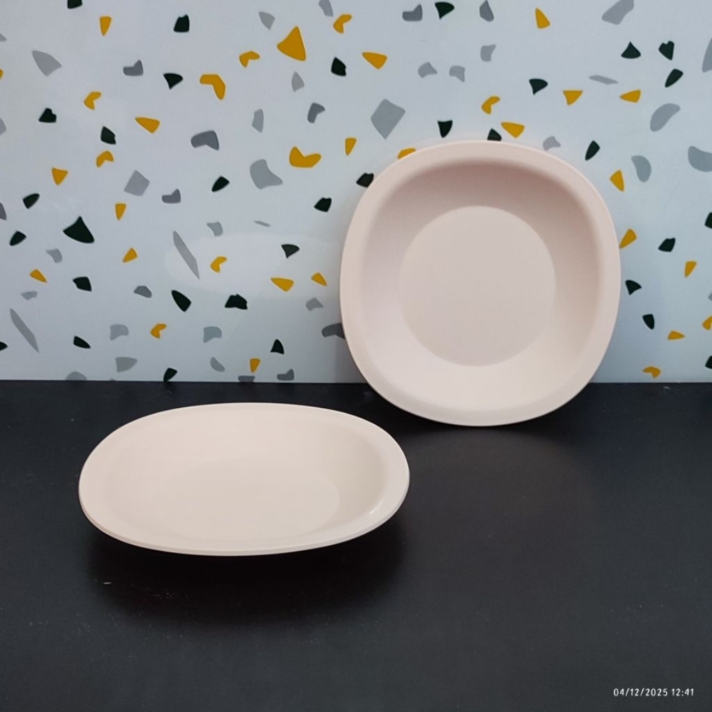 Piring Kecil // tatakan gelas Tupperware (2)