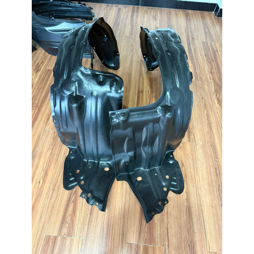 Liner Fender Toyota Grand Innova 2012- 2015 Kanan Kiri Original