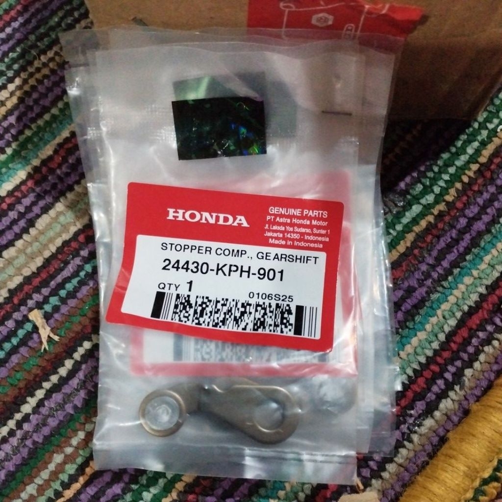 24430-KPH-901 Stopper GearShift Honda Supra X 125 FI
