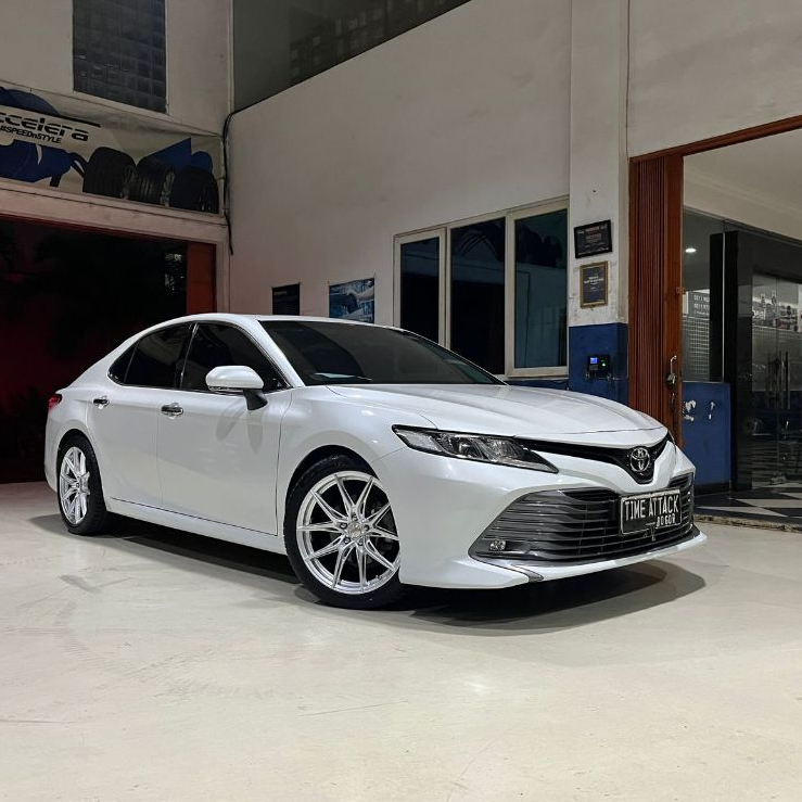 Velg mobil hsr wurzburg f1 ring 19 hyper silver GRATIS KIRIM GRATIS PASANG DAN TERIMA TUKAR TAMBAH