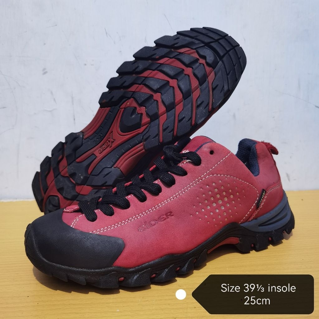 Sepatu Hiking EIDER GORE-TEX 39.5