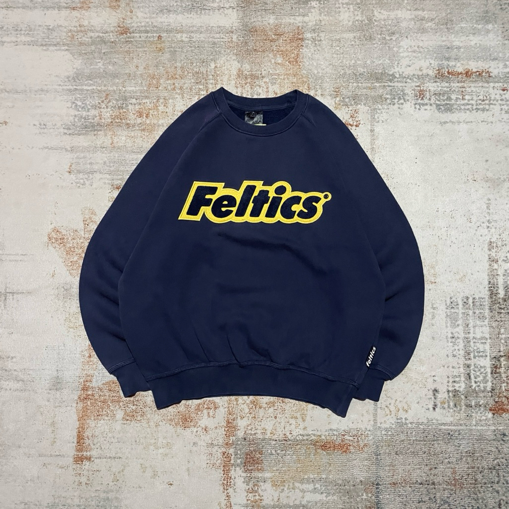 Crewneck Feltics Towel