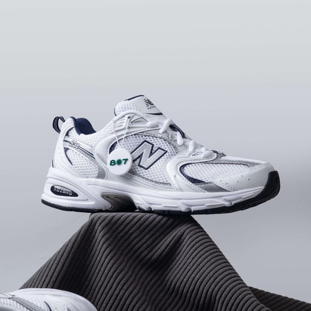 NewBalance 530 White Silver Navy