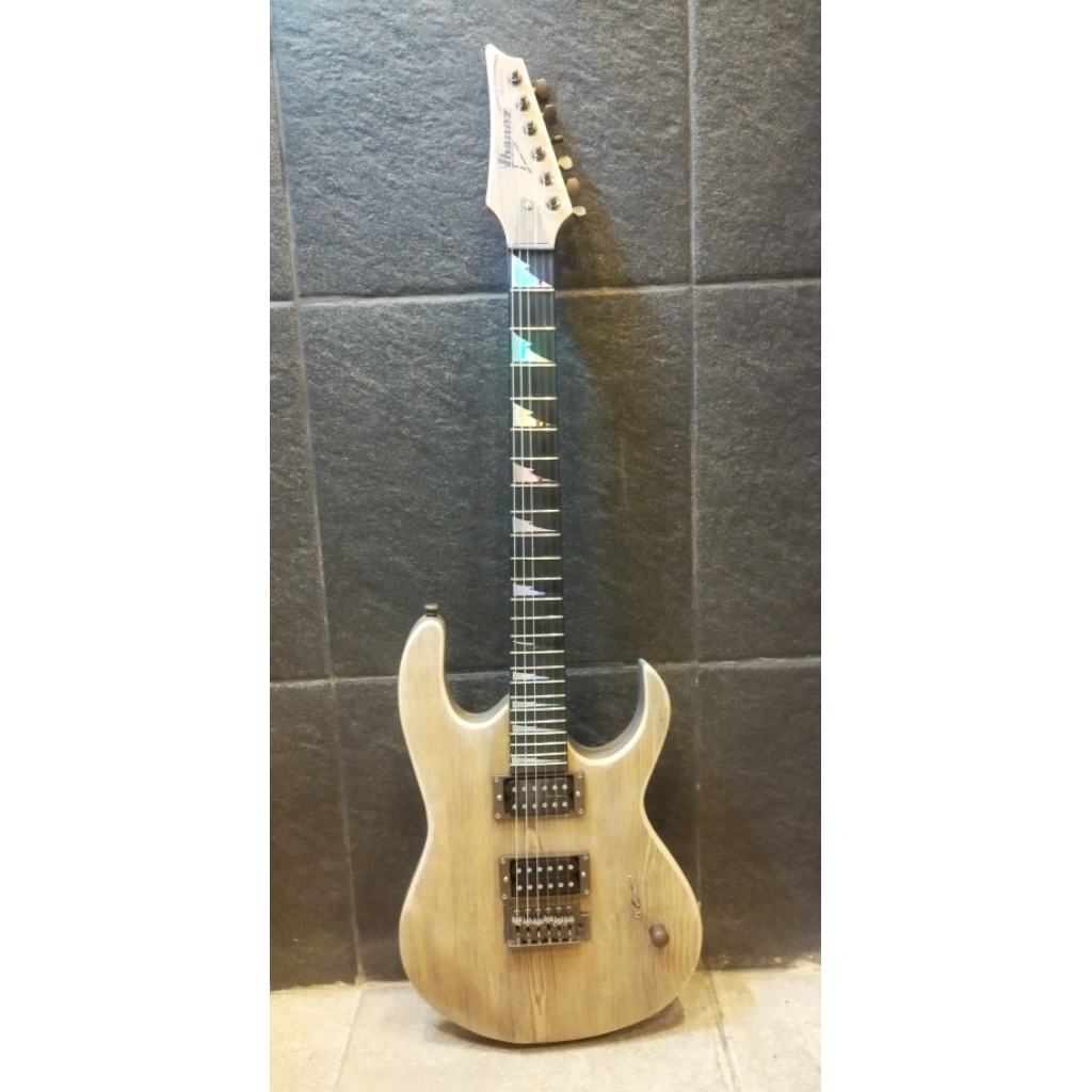 Electric Guitar Ibanez Gitar Listrik Custom Lokal 24 Fret