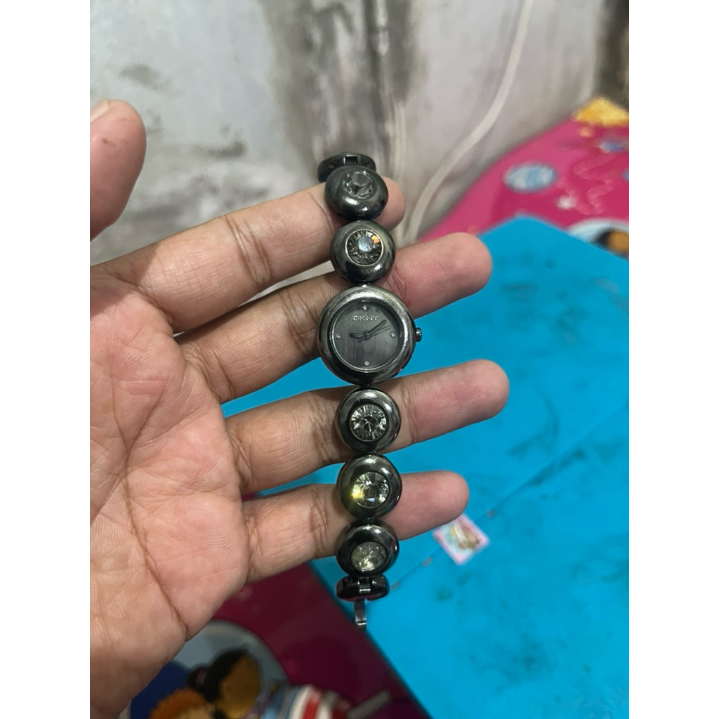 jam tangan bekas dkny ori second