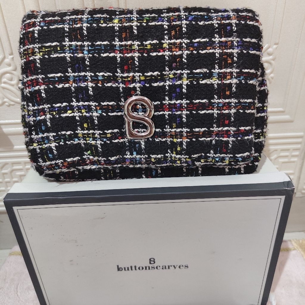 Tas Preloved Buttonscarves