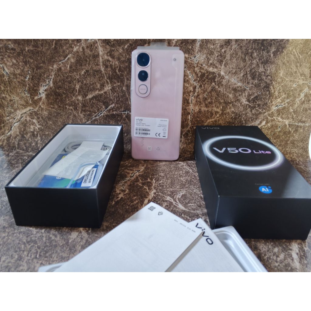 VIVO V50 LITE 8/256 Second Like New
