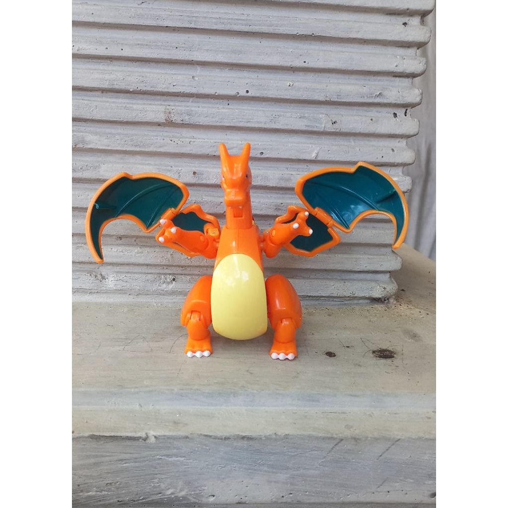 figure pokemon - charizard ori