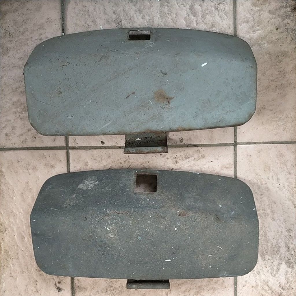 tutup laci tepong kiri vespa super