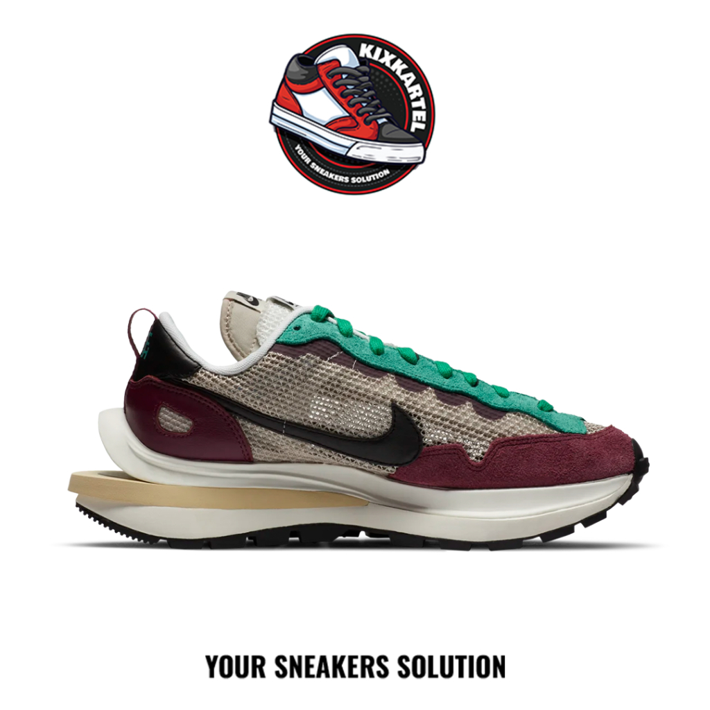 Sepatu Nike Sacai Vaporwaffle Villain Red Green Sneakers Authentic