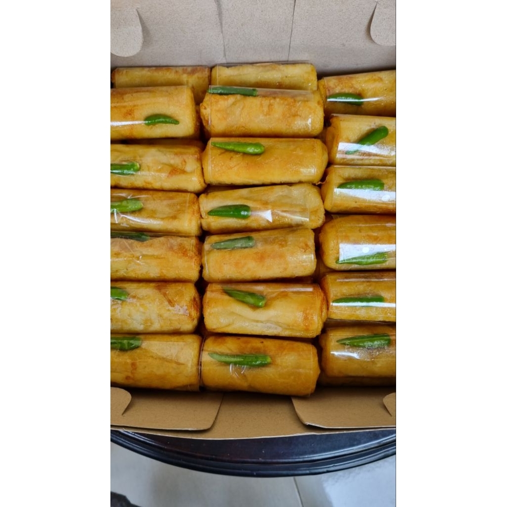 sosis solo 1box isi 10