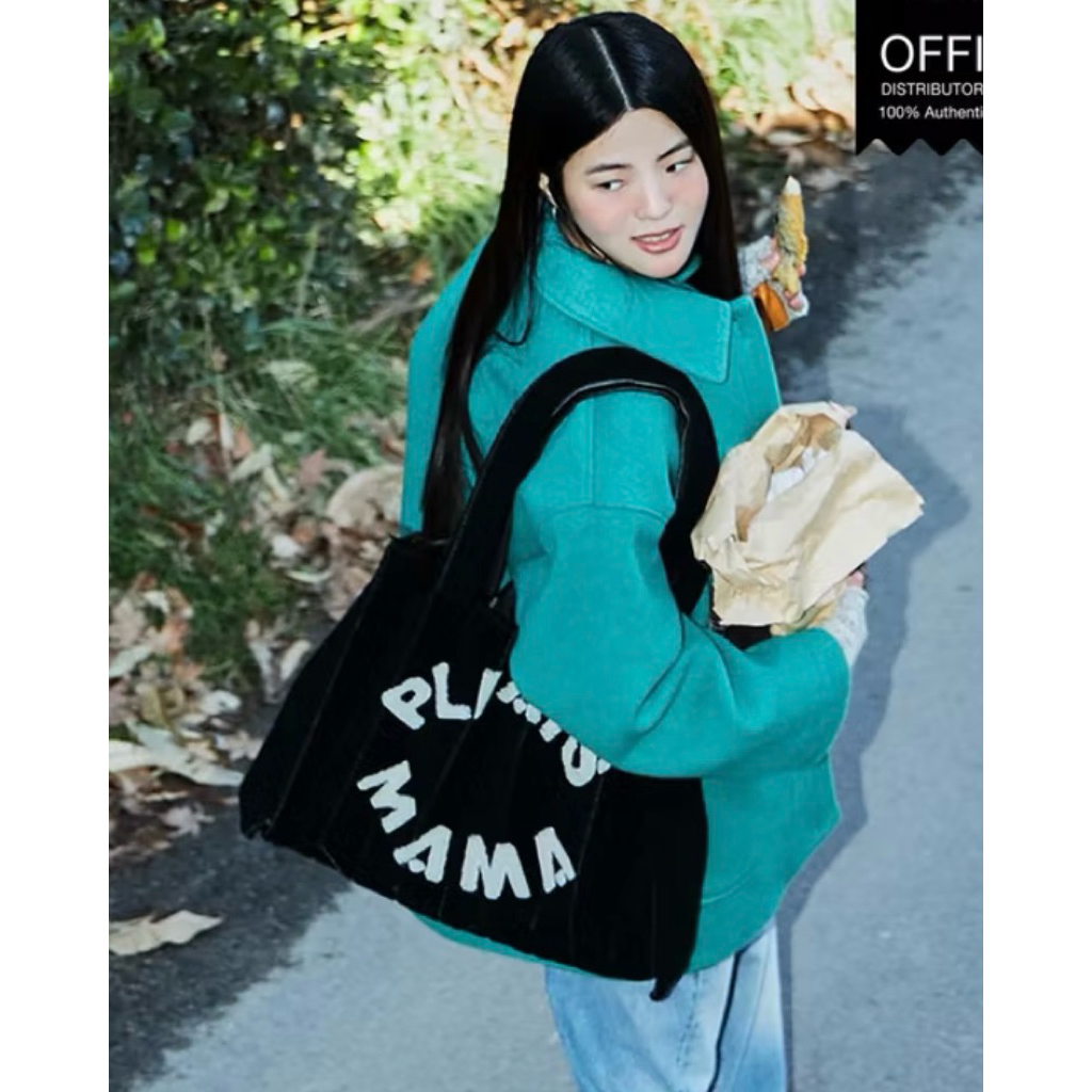 Pleats Mama Poodle Black White