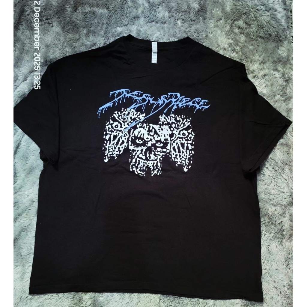 kaos band import original JESUS PIECE - three skulls