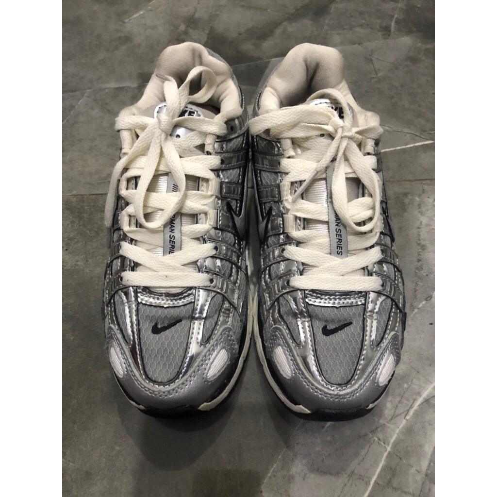 NIKE P6000