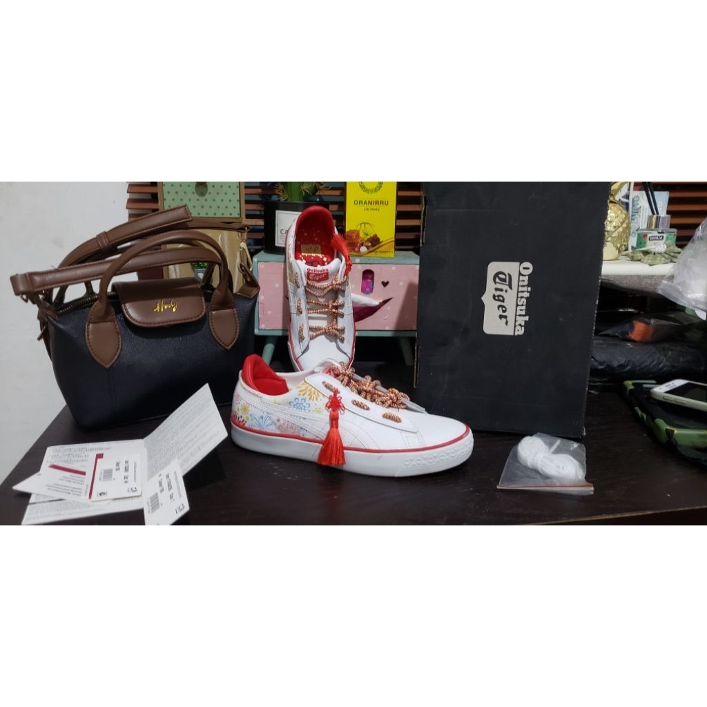 Sepatu Onitsuka Tiger ORI fabre BL-S 2.0 white FREE TAS limited edition sudah tidak ada di mana mana